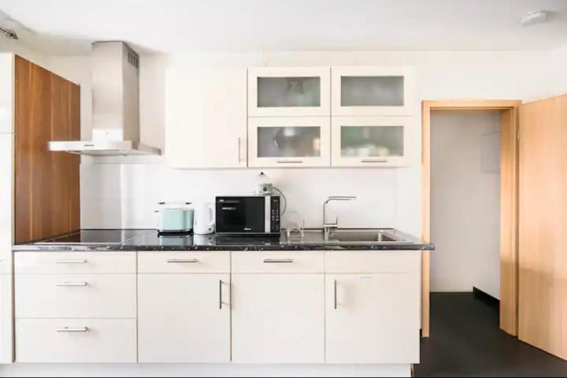 Guenstige Zimmer-Unterkunft Zimmer Mit Gemeinschaftsbad Lörrach Exterior foto